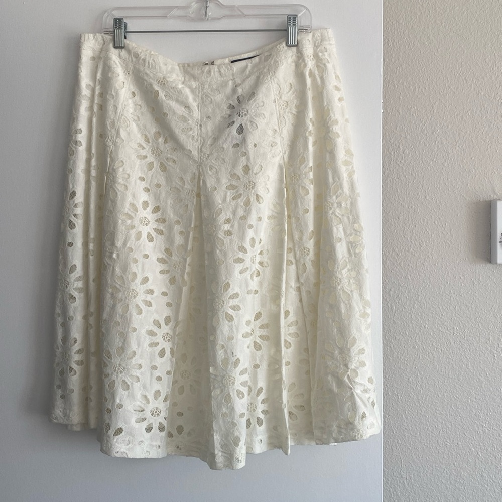 White Tommy Hilfiger size 16 skirt